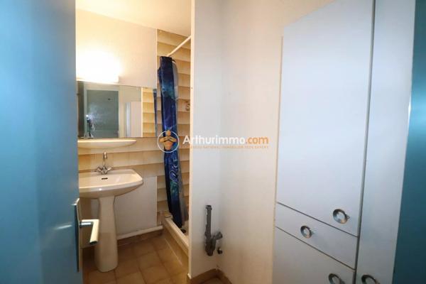 Vente                                                      Appartement
                        
                     2 pièces                      28 m2                     à Le Grau-du-Roi