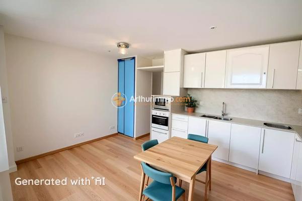 Vente                                                      Appartement
                        
                     2 pièces                      28 m2                     à Le Grau-du-Roi