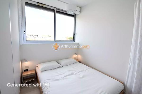 Vente                                                      Appartement
                        
                     2 pièces                      28 m2                     à Le Grau-du-Roi