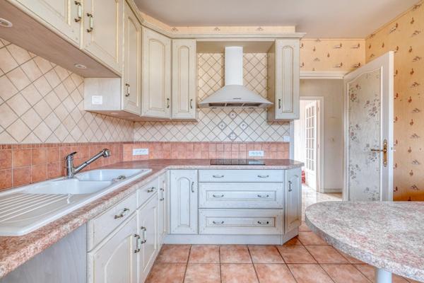 Christophe Michaudelle – EXLUSIVITE - CAPIFRANCE vous propose proche de Meaux, à Nanteuil lès Meaux : Secteur AU CALME, maison indépendante bien entretenue - 7 pièces - 148 m² - 5 chambres (6è possib