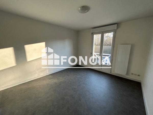 Location Studio 24.02 m² - 121 BIS RUE DE MONTBERNAGE Poitiers 86000