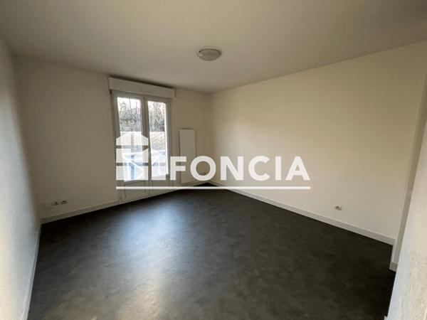 Location Studio 24.02 m² - 121 BIS RUE DE MONTBERNAGE Poitiers 86000
