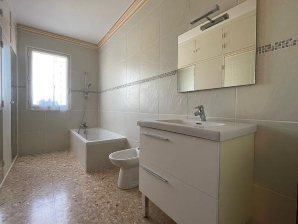 Maison 4 pièces 113 m2 avec grand garage