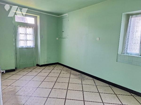 Ancienne fermette en coeur de ville, Cernoy-En-Berry