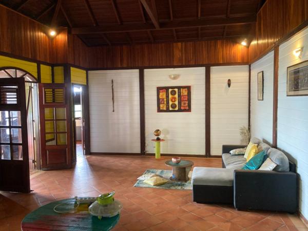 Maison à vendre 5 pièces LE ROBERT (972)