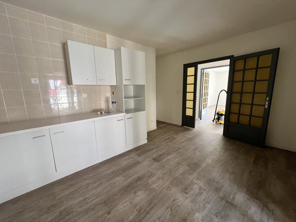 Immeuble à bon rendement locatif Cransac les Thermes Aveyron