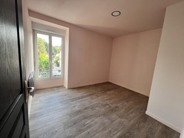 Immeuble à bon rendement locatif Cransac les Thermes Aveyron