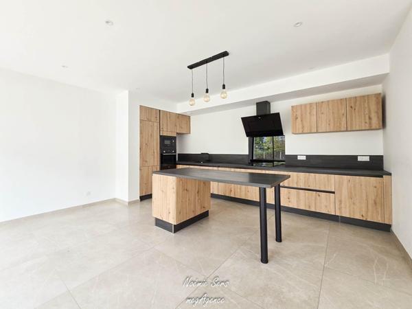 Maison à CHOLET, 49300 - 6 pièces 133m²