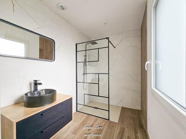 Maison à CHOLET, 49300 - 6 pièces 133m²