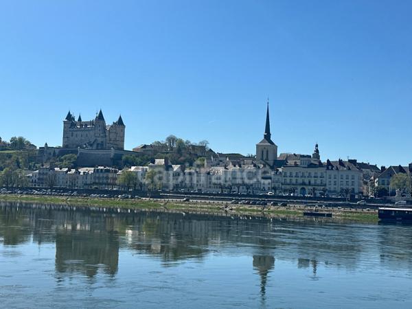 Exceptionnel au coeur de Saumur et des bords de loire une demeure de 375 m² - dépendances - Garages - jardin -1439m²