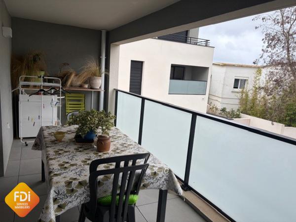 Centre-village - T 3 - 64 m2- Garage