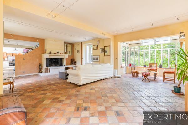 MAISON fin XIX ème 150m²
