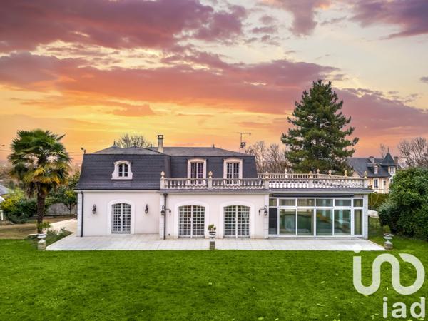 Maison à vendre 9 pièces 230 m² Noisy-le-Grand