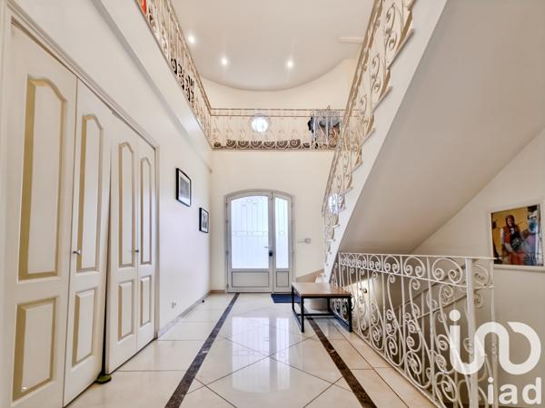 Maison à vendre 9 pièces 230 m² Noisy-le-Grand