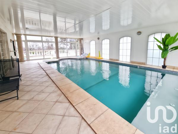 Maison à vendre 9 pièces 230 m² Noisy-le-Grand