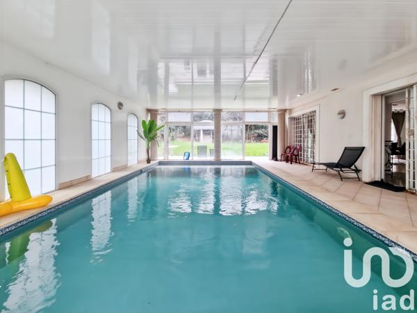 Maison à vendre 9 pièces 230 m² Noisy-le-Grand