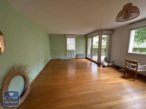 Appartement à louer 4 pièces 95m² Lille (59000)