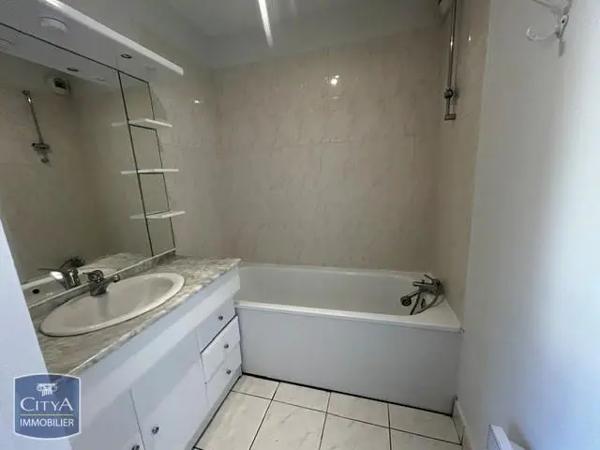 Appartement à louer 4 pièces 95m² Lille (59000)