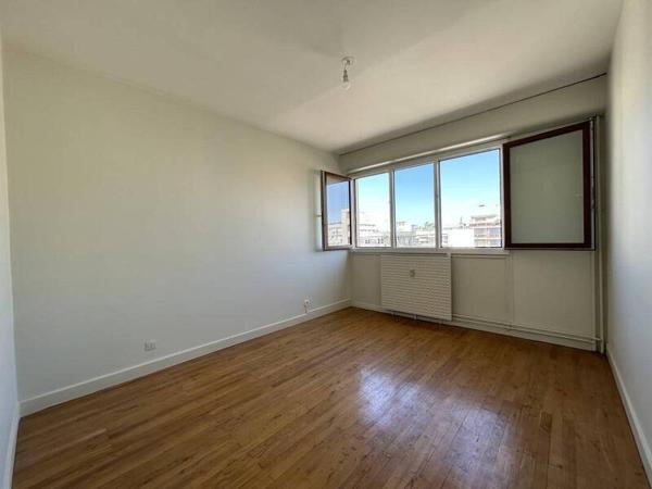Appartement 2 pièces                                        - 42000 Saint-Étienne Réf : 13205