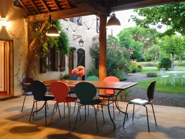 Maison à vendre 8 pièces proche de MARCIAC (32) - 302 m2 - terrain de 7318 m2 - 4 chambres - dépendances et piscine