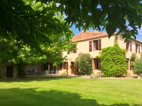 Maison à vendre 8 pièces proche de MARCIAC (32) - 302 m2 - terrain de 7318 m2 - 4 chambres - dépendances et piscine