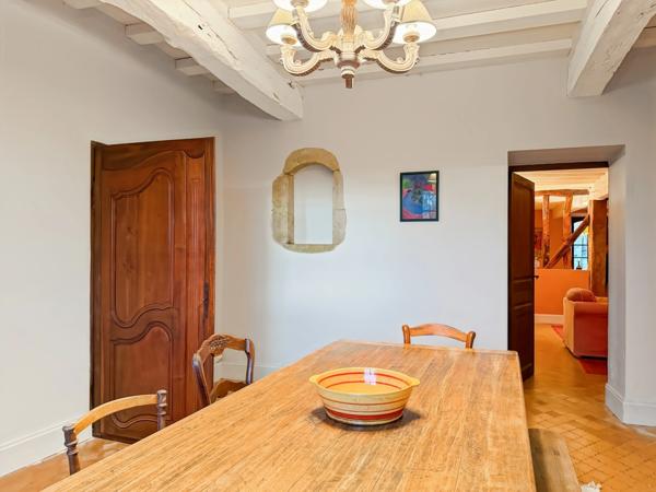 Maison à vendre 8 pièces proche de MARCIAC (32) - 302 m2 - terrain de 7318 m2 - 4 chambres - dépendances et piscine