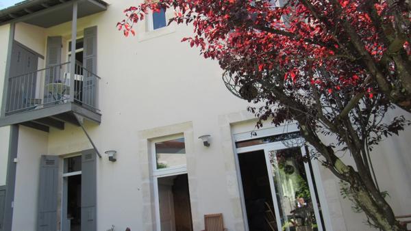Grande maison bourgeoise centre ville Périgueux