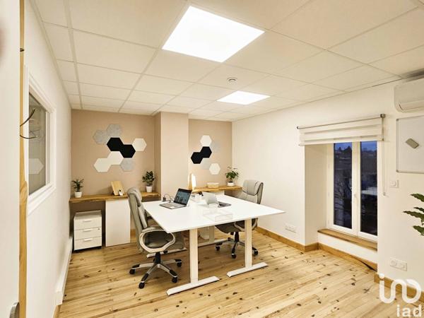 Location bureaux 15 m² Sayat