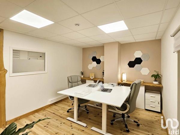 Location bureaux 15 m² Sayat