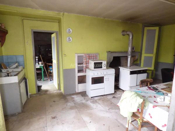 Vente Maison de village 4 pièces 60 m2 à Noyers