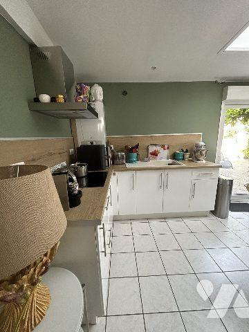 jolie maison de ville en parfait état