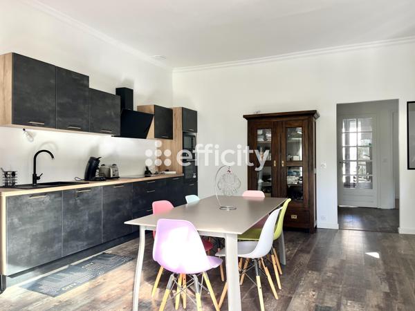 Maison 5 pièces - 198 m²