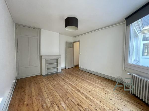 T2/3 Lille République Beaux-Arts 85.50 m²