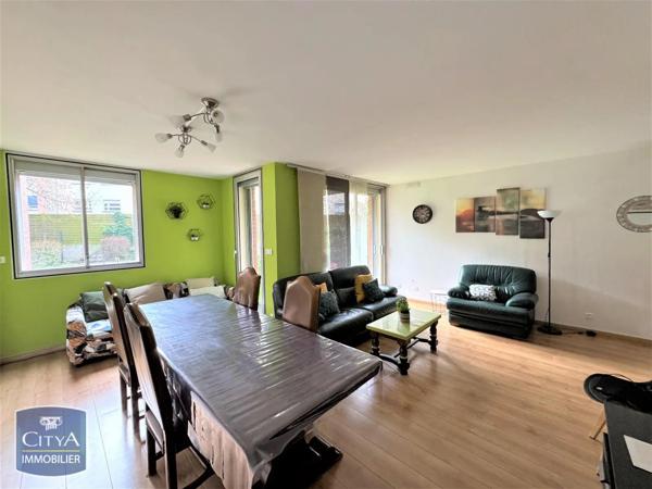 Appartement à louer 4 pièces 105.99m²