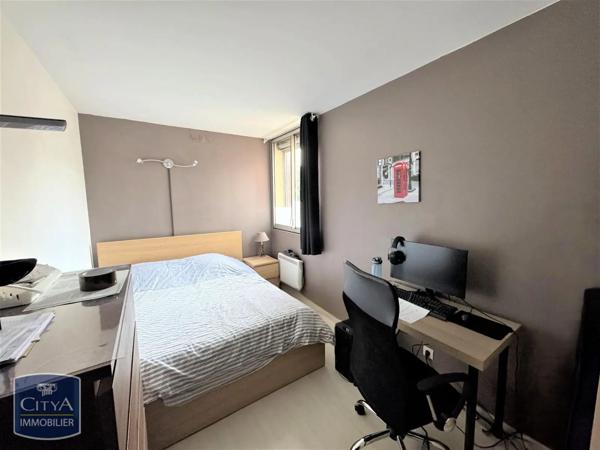 Appartement à louer 4 pièces 105.99m²