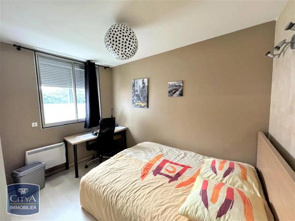 Appartement à louer 4 pièces 105.99m²