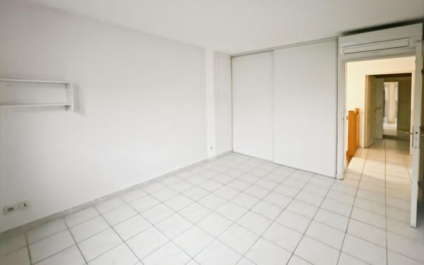 Maison à louer    5 pièces • 110 m2 La Ciotat