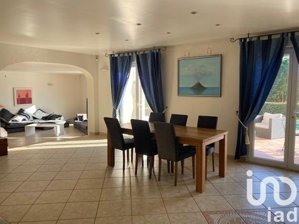 Maison à vendre 6 pièces 187 m² Saint-Martin-d'Ardèche