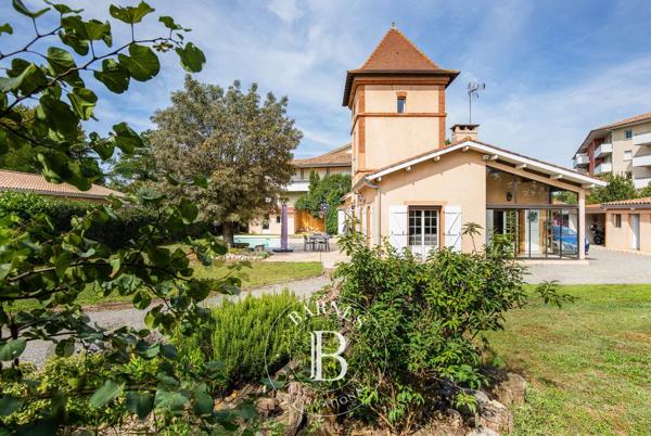 Toulouse, Maison 5 Chambres -  207 m² à vendre
