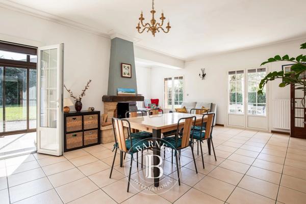Toulouse, Maison 5 Chambres -  207 m² à vendre