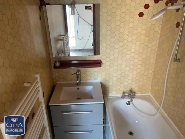 Appartement à louer 2 pièces 37.88m² Pau (64000)