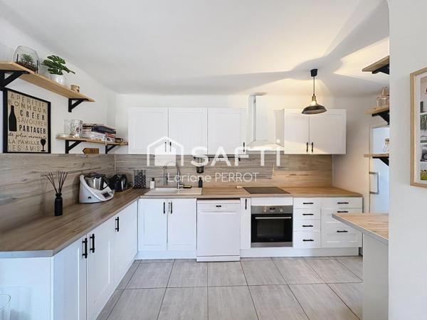 Centre ville, 48 m2 de pièce de vie, balcon