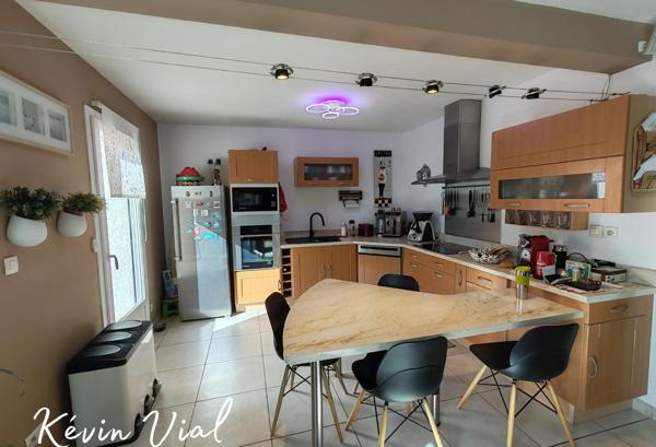 MAISON DE STANDING idéalement situé