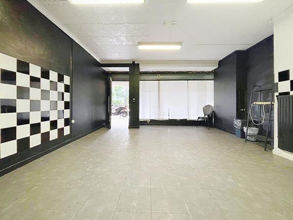 Local commercial Marseille 117 m2