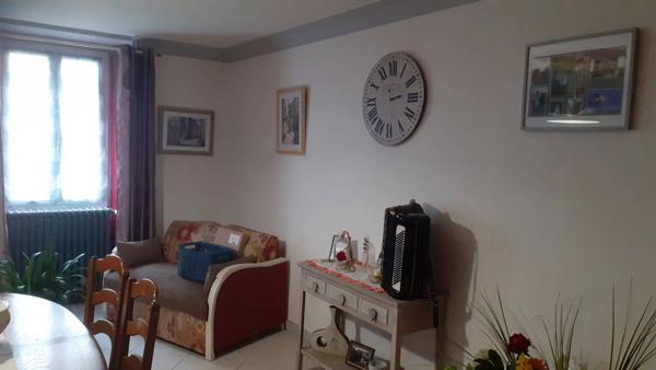 PRIX EN BAISSE  Immeuble avec commerce