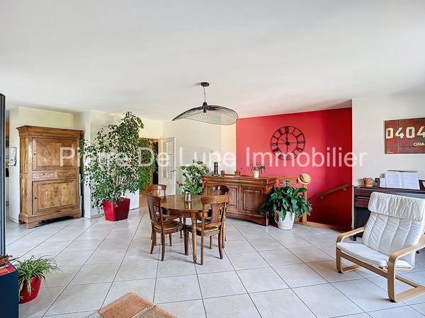 Appartement À vendre 6 pièce(s) 136 m²
