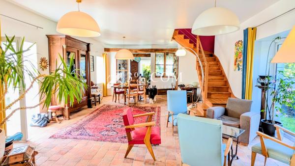 Propriete 6 pièce(s) 4 chambre(s) 138 m²