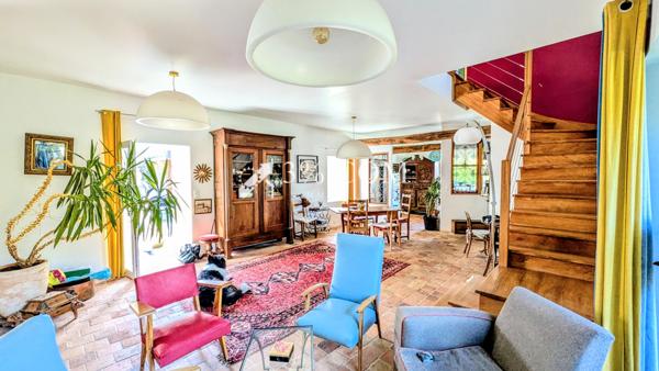 Propriete 6 pièce(s) 4 chambre(s) 138 m²