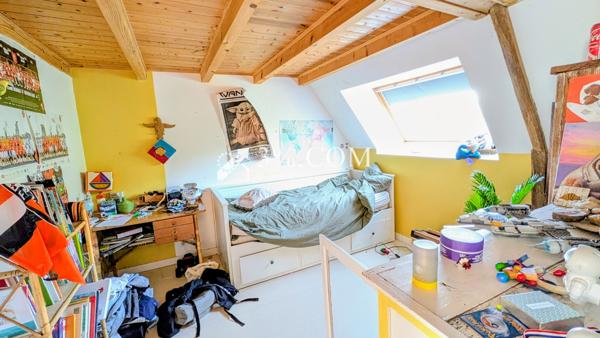 Propriete 6 pièce(s) 4 chambre(s) 138 m²