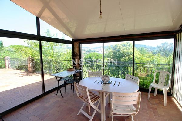 Maison à Lorgues 7 pièces 143 m² avec piscine sur un terrain de 1557m²